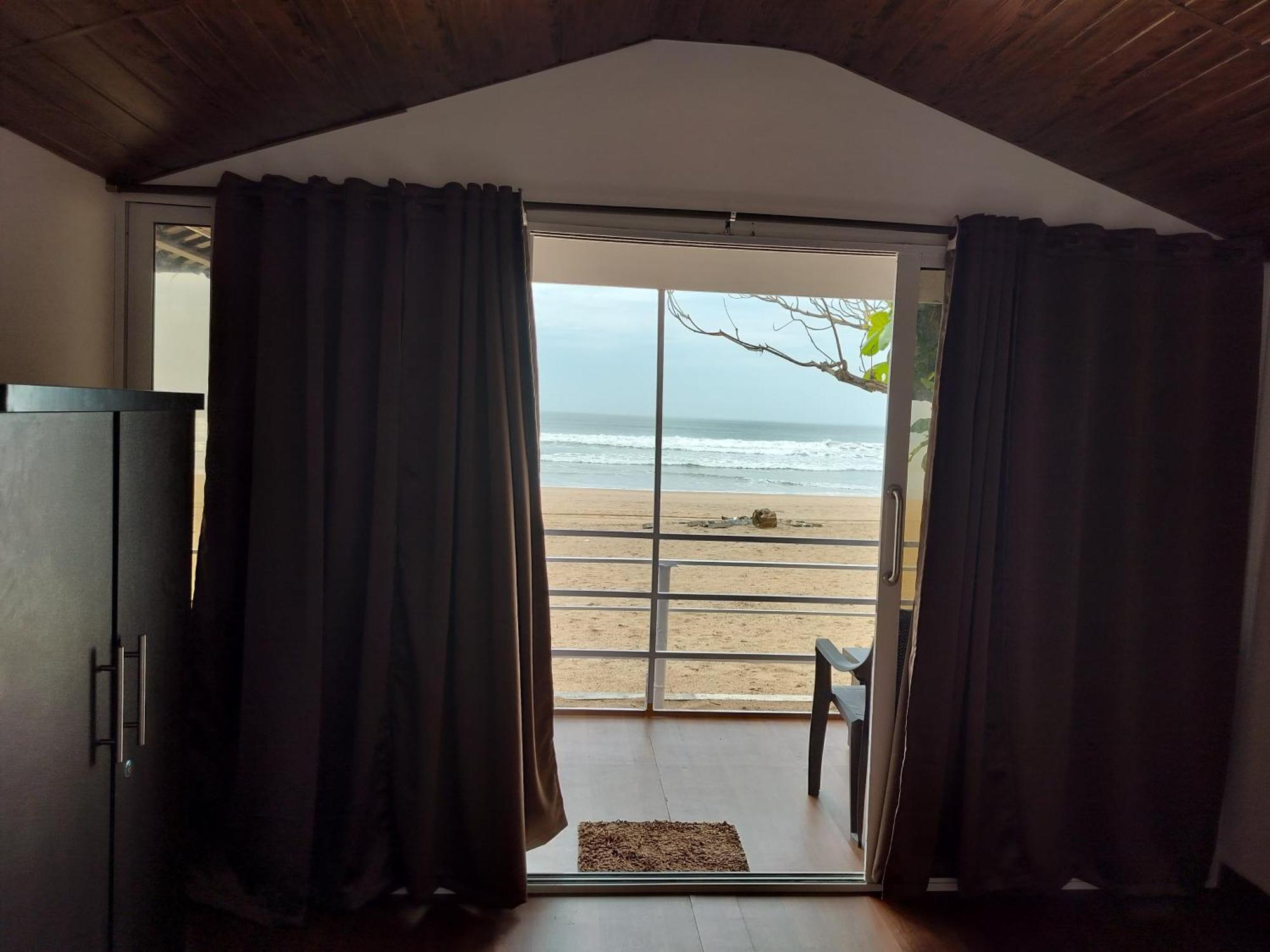 Omkar Beach Bungalow 阿贡达 外观 照片